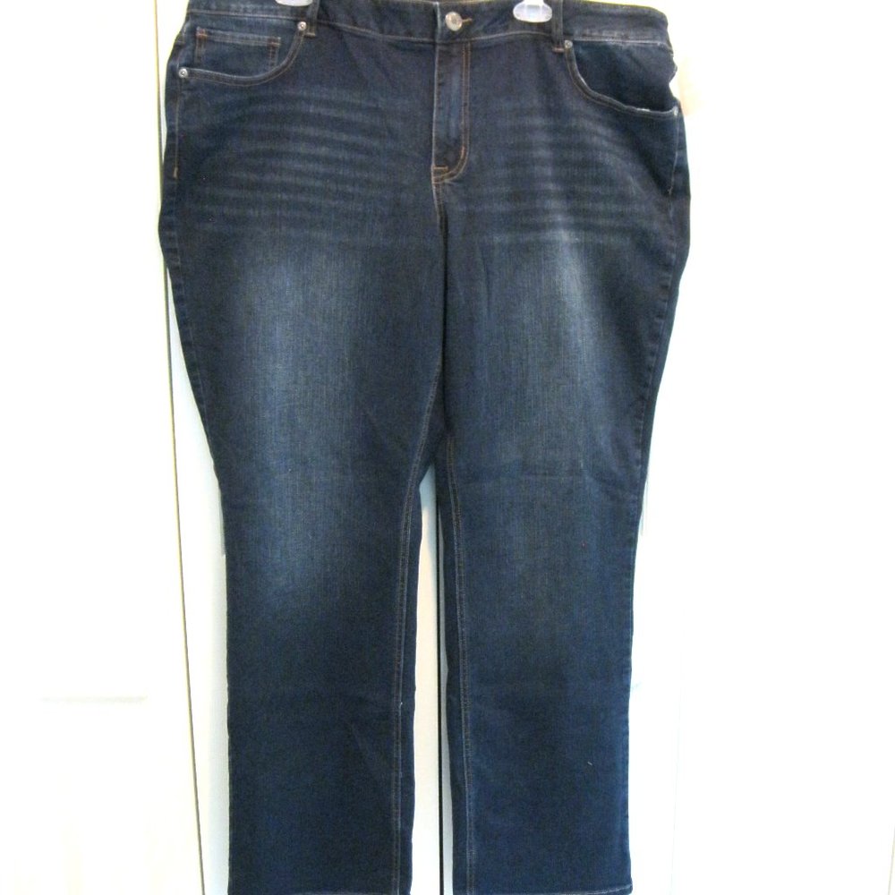 Maurices Mid Rise Plus Size Jeans Size 22W Regular NWT